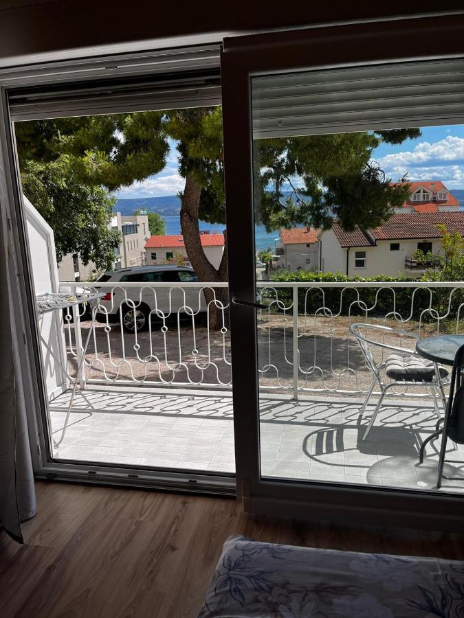 Apartmani Branko Vojnovic Omiš Exteriör bild