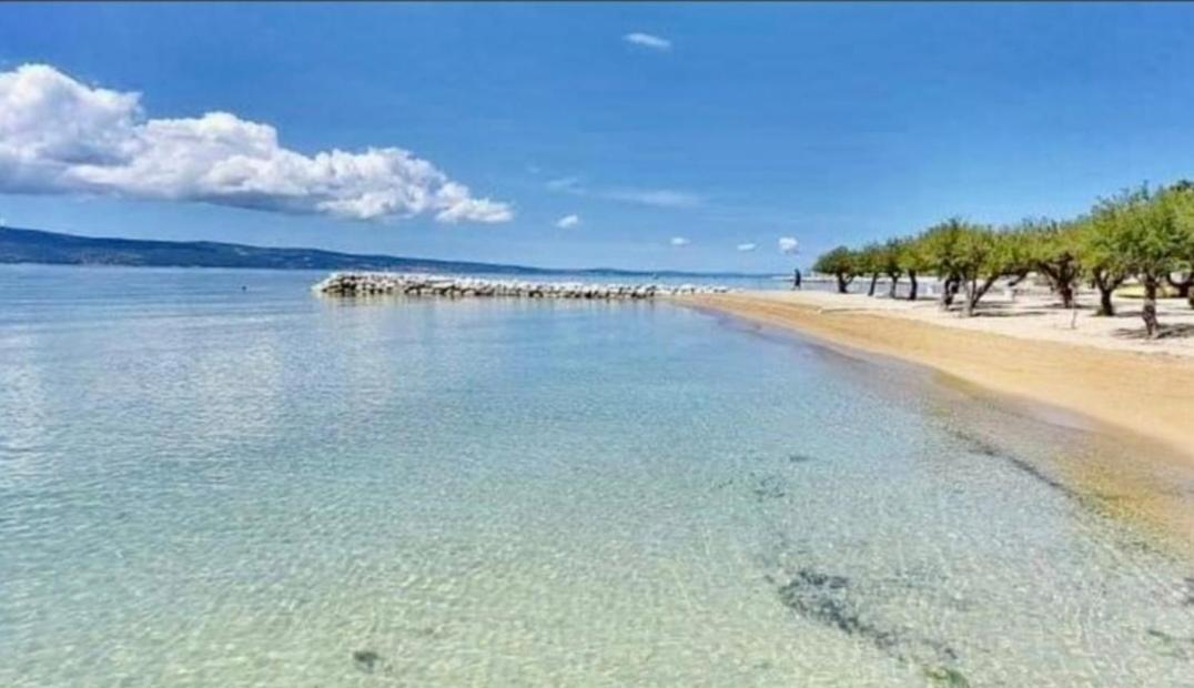 Apartmani Branko Vojnovic Omiš Exteriör bild